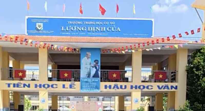 Học sinh lớp 7 ở TPHCM rơi lầu xuống đất, chấn thương đốt sống lưng