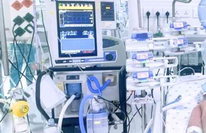 Sốt xuất huyết tấn công gan bé gái