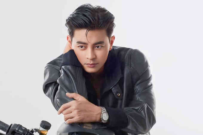 Quốc Huy: 