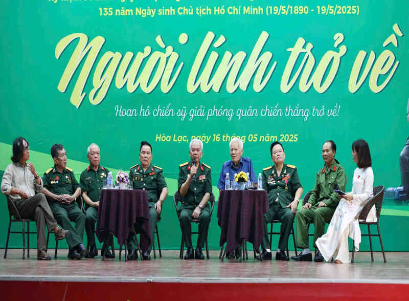 Trường ĐH Nguyễn Trãi tổ chức chương trình tri ân các chứng nhân lịch sử