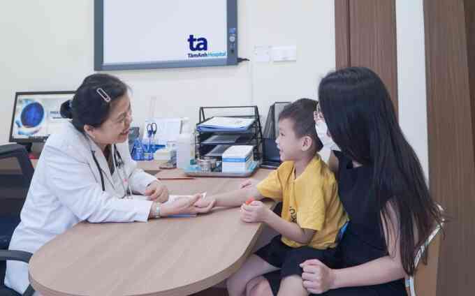 Vì sao trẻ nên khám sức khỏe tổng quát định kỳ?