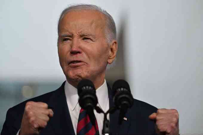 Căn bệnh ung thư của ông Biden nguy hiểm thế nào