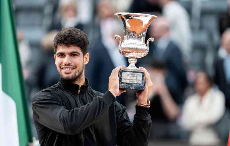 Đánh bại Sinner, Alcaraz lên ngôi vô địch tại Italian Open