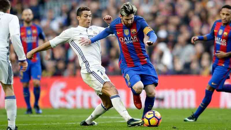 IFFHS công bố kết quả bất ngờ, Messi và Ronaldo ai xuất sắc hơn?