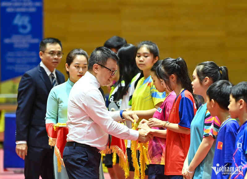Khởi tranh giải bóng bàn VĐQG báo Nhân Dân: Sát hạch lực lượng cho SEA Games 33