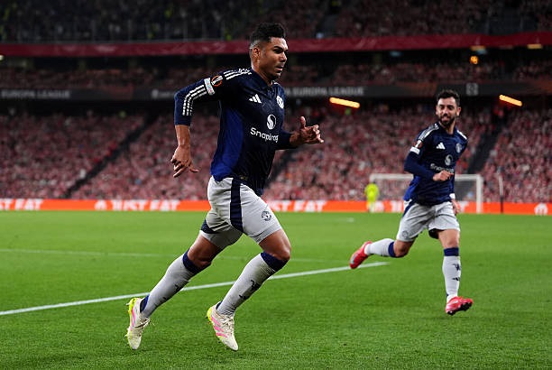 HLV Amorim: "Man Utd chưa thể nghĩ tới trận chung kết"