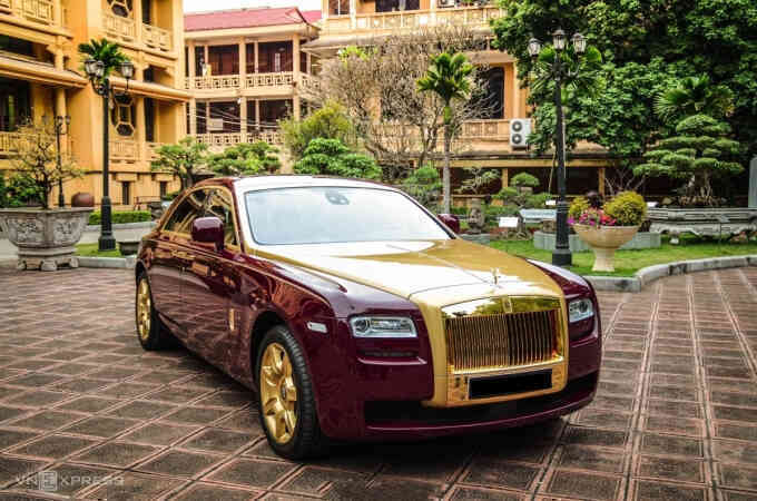 Bán Rolls-Royce chính hãng tại Việt Nam: xe siêu sang, lỗ siêu to