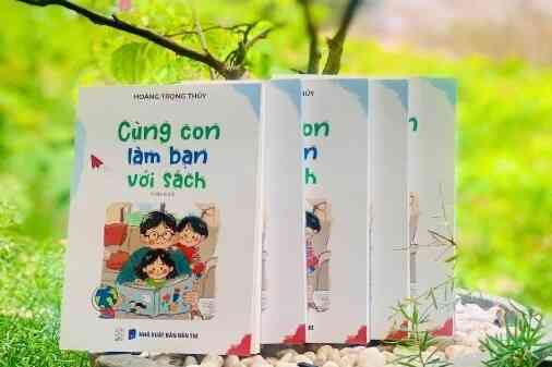 "Cùng con làm bạn với sách" - cẩm nang giúp trẻ đến với văn hóa đọc