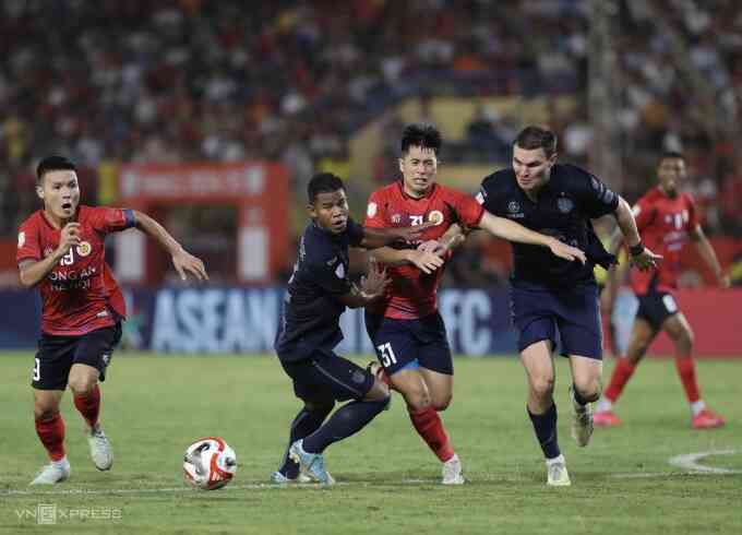 Buriram - CAHN: Giành Cup trên đất Thái Lan?