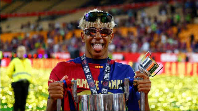 Lamine Yamal gia hạn Barca đến 2030, lương đạt đỉnh 70 triệu USD/năm