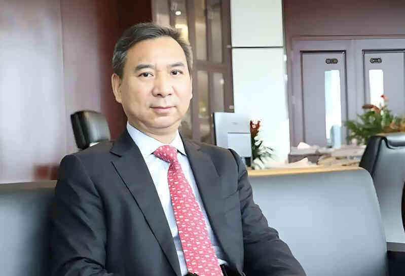 Cho vay khoản tiền tương đương 8,75 tỷ không cần thế chấp, canh bạc ngỡ dại dột lại đưa người đàn ông thành siêu tỷ phú