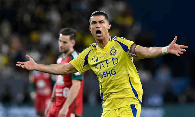 Ronaldo xin gia nhập CLB châu Phi