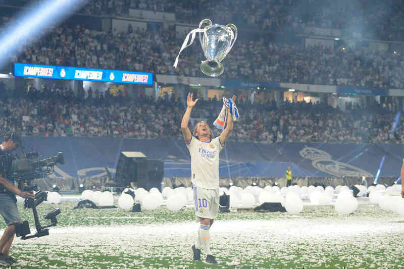 Luka Modric chia tay Real Madrid: Huyền thoại vĩnh cửu