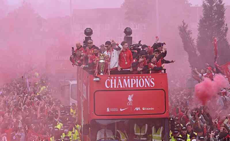 Lời kể nhân chứng vụ ô tô tông đoàn người trong lễ diễu hành của Liverpool