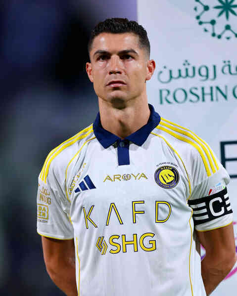 Ronaldo chạy khỏi Al Nassr, mơ FIFA Club World Cup