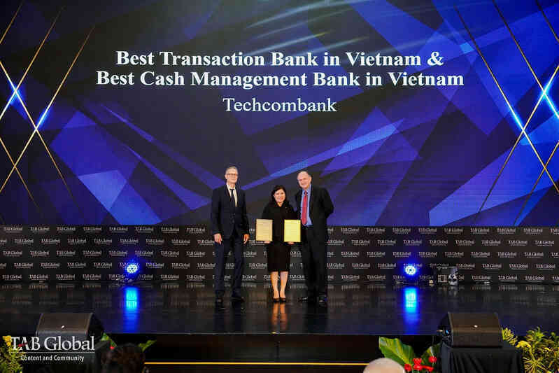 Techcombank tiếp tục thắng lớn tại The Asian Banker