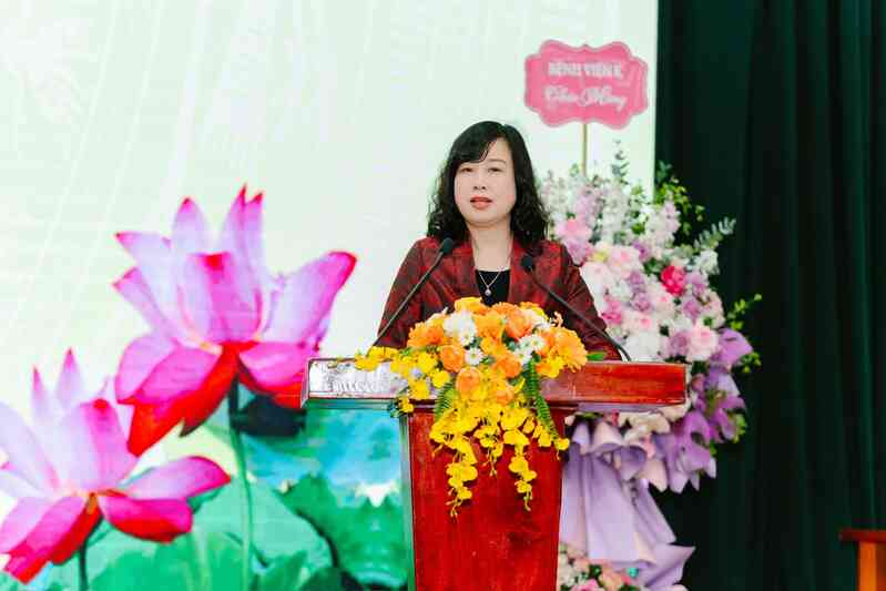Bộ trưởng Y tế: Tỷ lệ chữa khỏi ung thư tại Bệnh viện K ngang tầm các nước