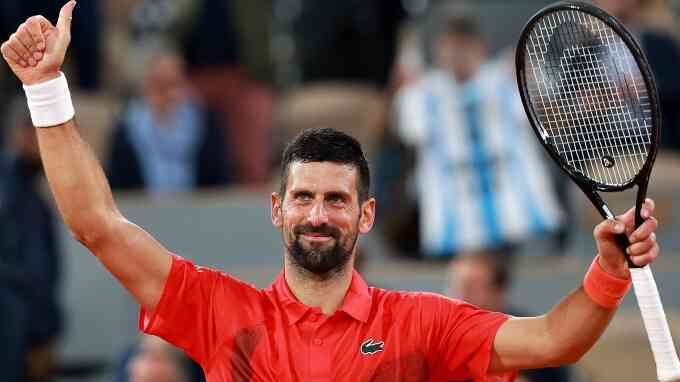 Djokovic 20 năm toàn thắng vòng một Roland Garros