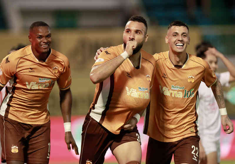 Kịch bản xuống hạng V-League: 5 đội 