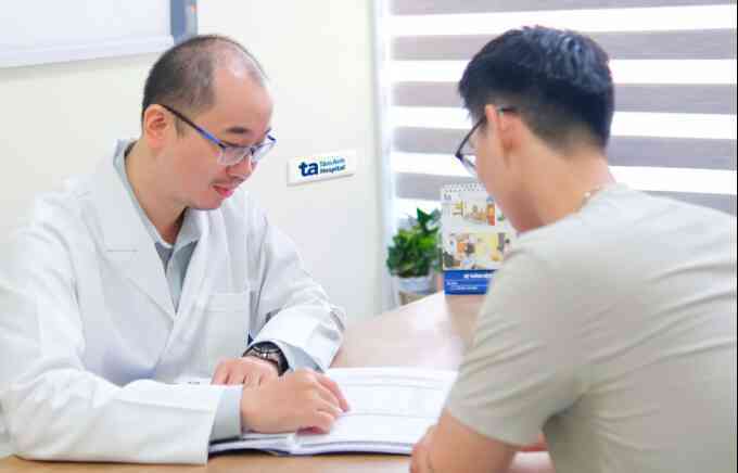 Điều trị ung thư đại tràng giai đoạn hai thế nào