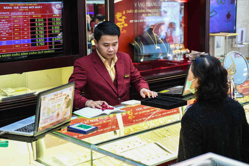 Bảo Tín Minh Châu lộ nhiều vi phạm kinh doanh vàng, chuyển công an điều tra