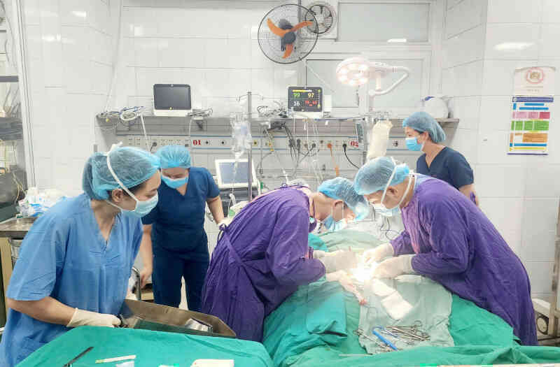 Người đàn ông trẻ ngừng tim sau khi đi bơi về