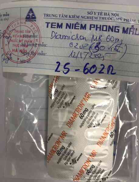 Phát hiện 7 loại thuốc giả, không rõ nguồn gốc tại một nhà thuốc ở Hà Nội