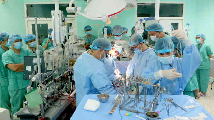 Sau 4 lần lỡ vận may, người phụ nữ hồi sinh nhờ trái tim được hiến tặng