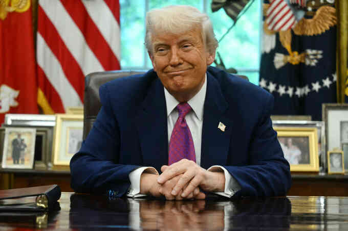 Tòa phúc thẩm khôi phục tạm thời thuế của ông Trump