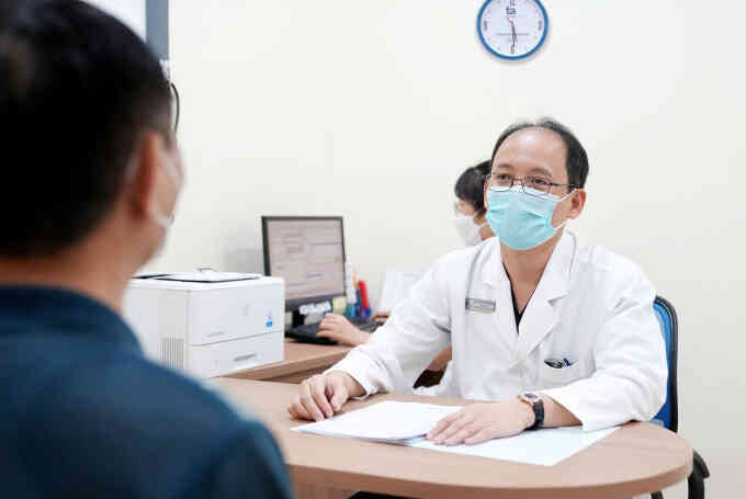 Uống rượu bia, ít vận động có nên tầm soát bệnh tiêu hóa?