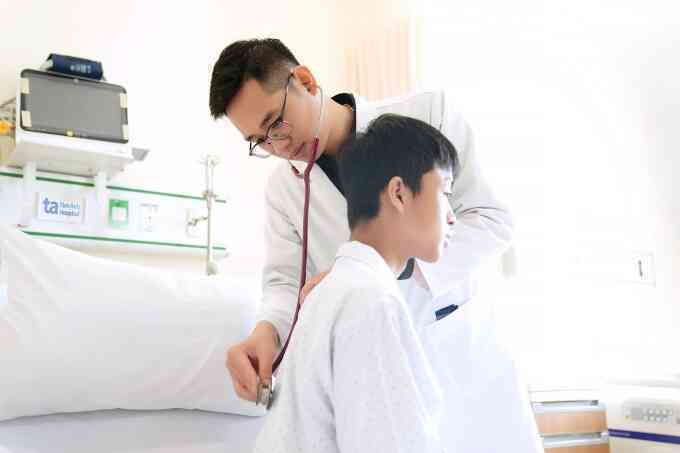 Những bệnh lý gây bất thường hình dạng lồng ngực