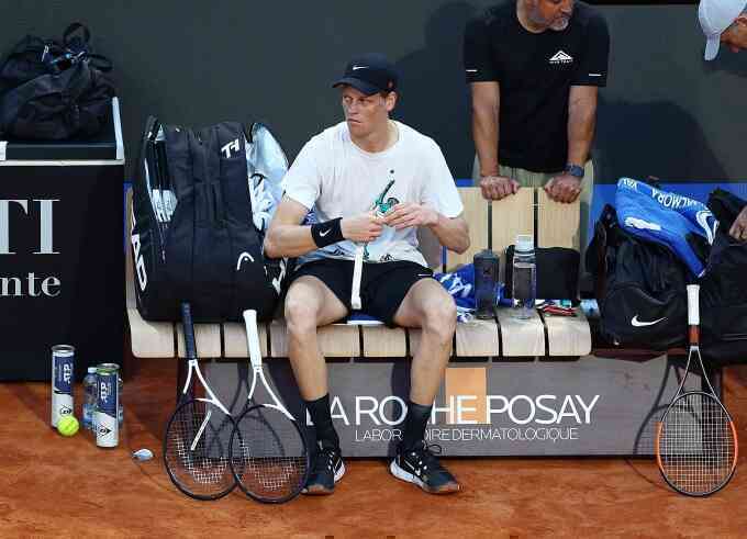 Sinner đặt mục tiêu đoạt Roland Garros