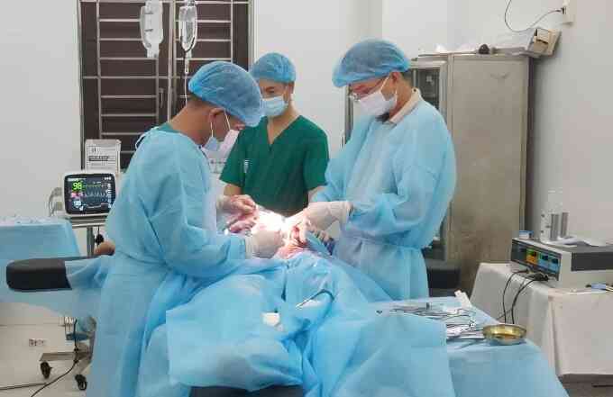Những ca cấp cứu giữa Trường Sa