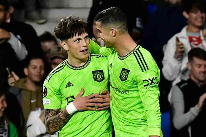 Garnacho coi nhẹ việc vượt thành tích của Ronaldo
