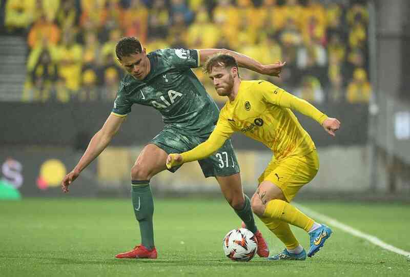 Tottenham gặp Man Utd tại chung kết Europa League