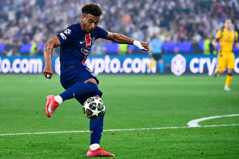 ‘Phù thủy’ Desire Doue lập kỷ lục Cúp C1: Lamine Yamal của PSG