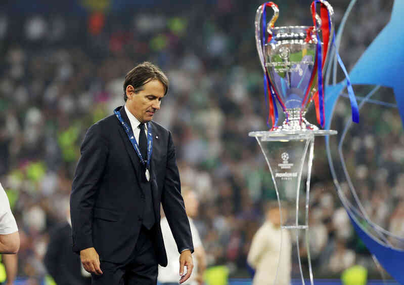 Simone Inzaghi bất ngờ rời Inter ngay sau chung kết C1