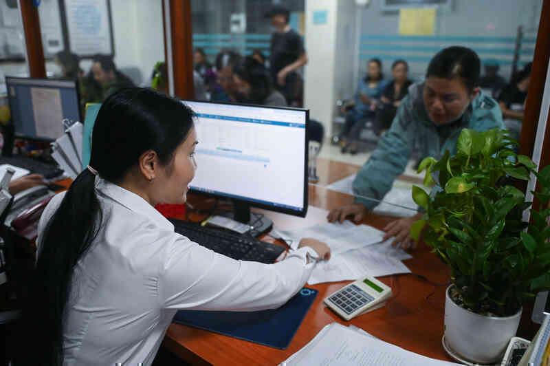 Từ 1/7, người chưa đủ 20 năm đóng BHXH có được rút một lần?