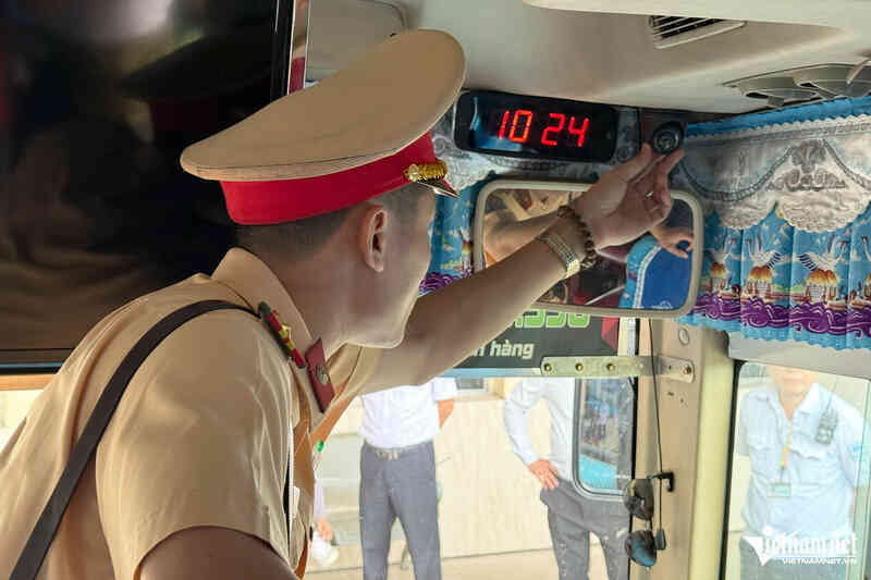 Bộ Công an đề xuất thêm loại xe phải lắp giám sát hành trình, ghi hình tài xế