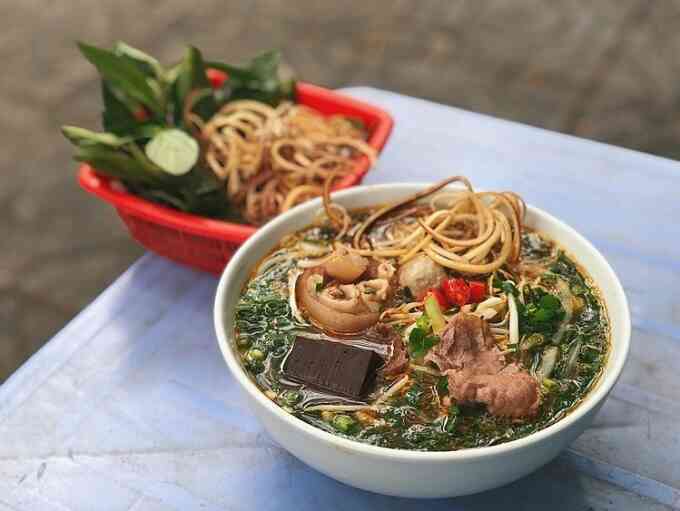 Có nên ăn bún thay cơm hàng ngày?