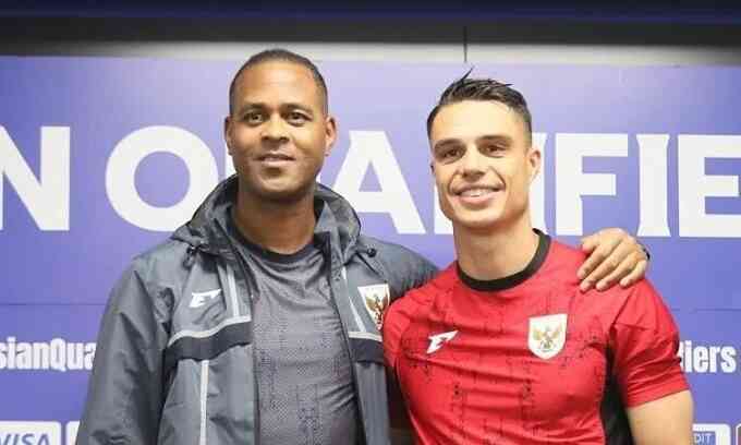 HLV Kluivert: `Indonesia may không thua đậm hơn 0-6`