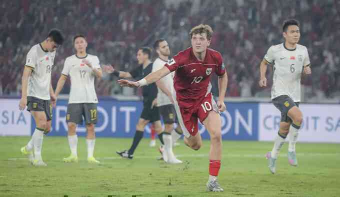 Indonesia một mình chống lại Tây Á ở vòng loại bốn World Cup