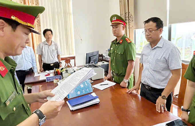 Nguyên trưởng phòng bồi thường đất đai TP Tam Kỳ bị bắt