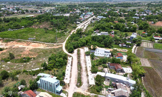 Tuyến đường 1,2 km làm 5 năm chưa xong
