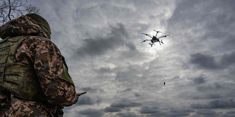 Vì sao UAV AI mới là `át chủ bài` viết lại luật chơi toàn cầu?