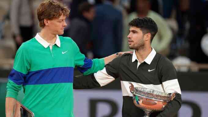 Alcaraz, Sinner chạy bao xa tại chung kết Roland Garros
