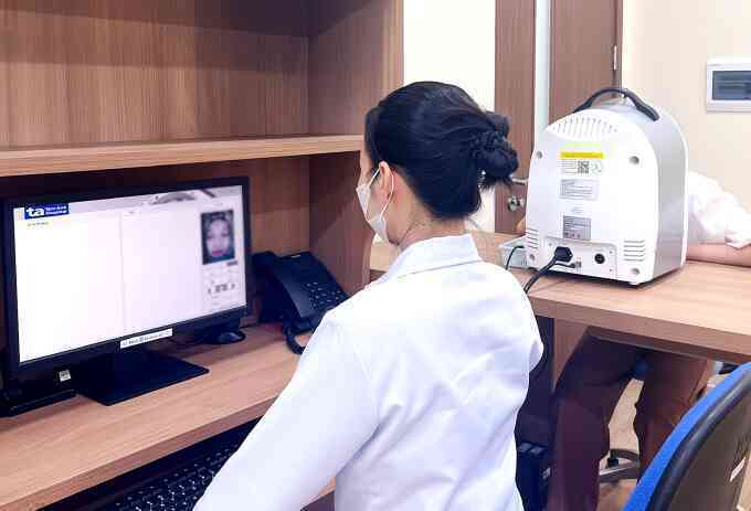 Hết sẹo mụn sau điều trị laser