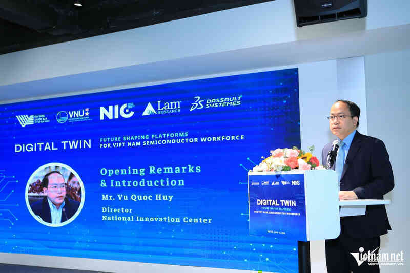 ‘Ông lớn’ bán dẫn tài trợ phần mềm đào tạo nhân lực bán dẫn Việt Nam