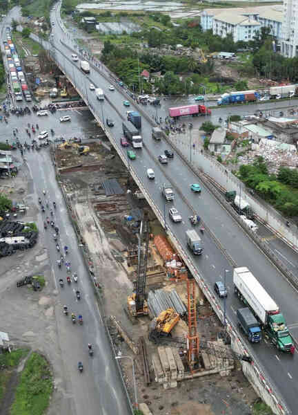 Chủ tịch TPHCM chỉ đạo ‘nóng’ về vụ sập cần cẩu dự án nút giao 3.400 tỷ đồng