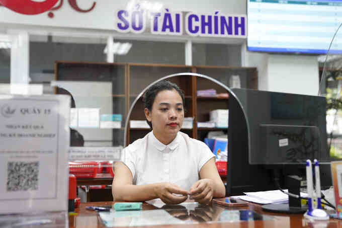 Hà Nội và TP HCM được tăng thêm 10 phó giám đốc sở